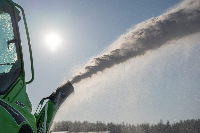 Snow blower