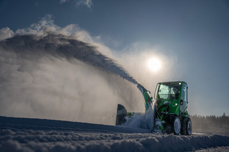 Snow blower