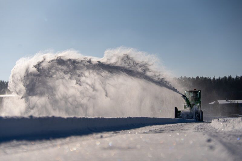 Snow blower