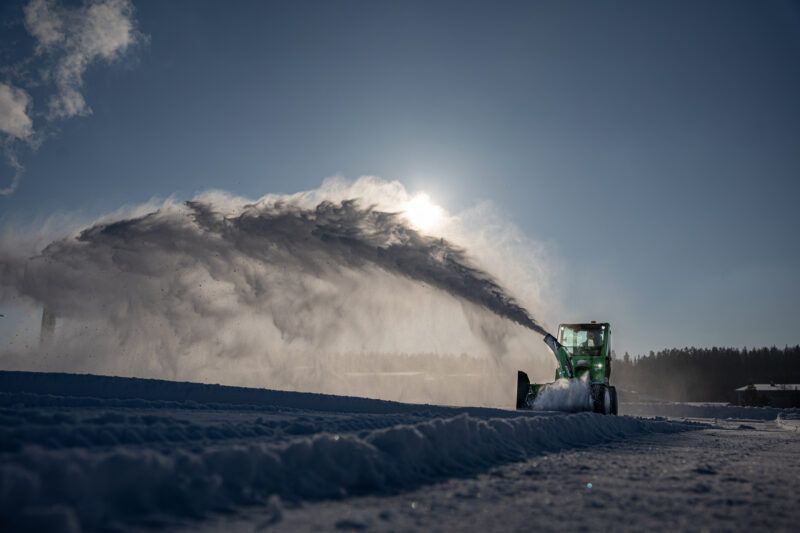 Snow blower