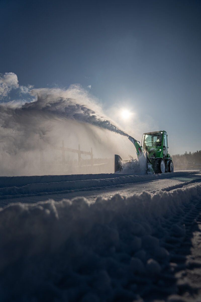 Snow blower