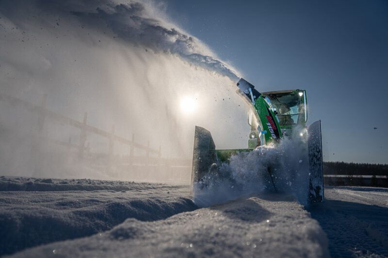 Snow blower