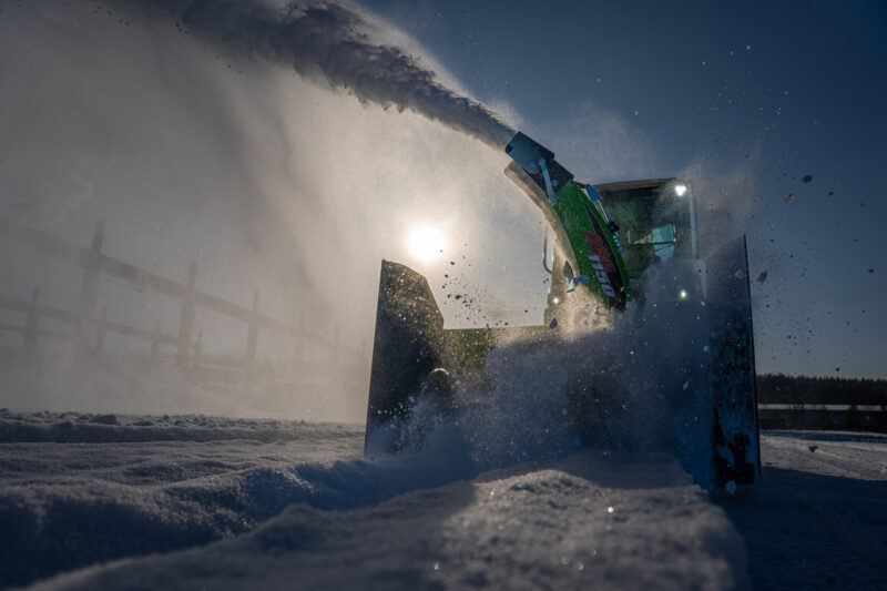 Snow blower