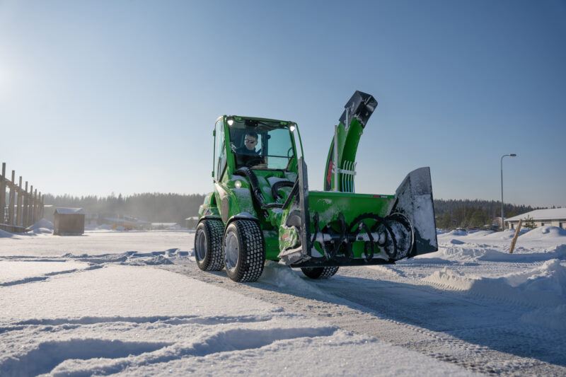Snow blower